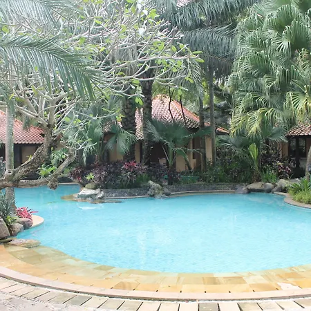 Laras Asri Resort & Spa-3